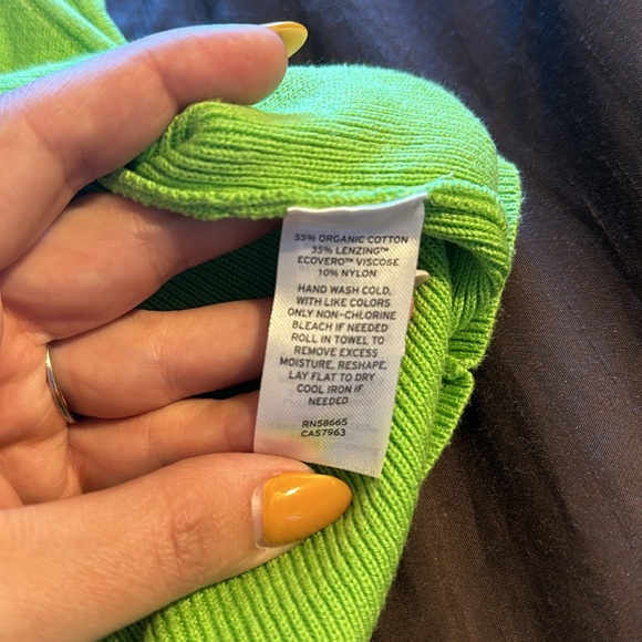 Halogen green tank top in Large - Picture 4 of 4